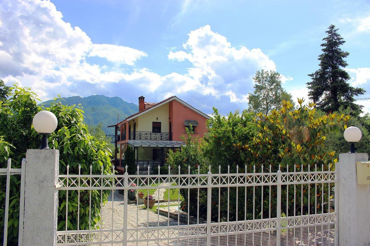 Pomegranate Tree House - Meteora Hostal Kalambaka Exterior foto