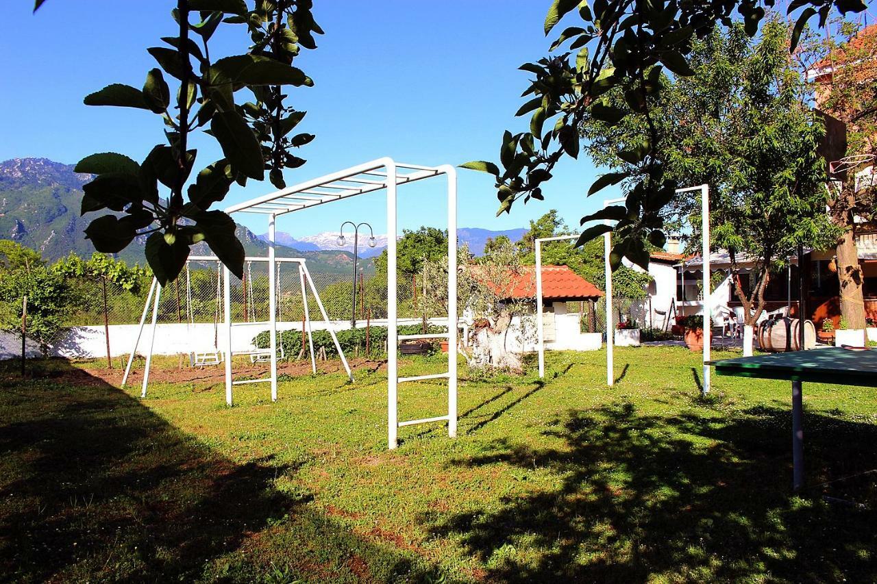 Pomegranate Tree House - Meteora Hostal Kalambaka Exterior foto